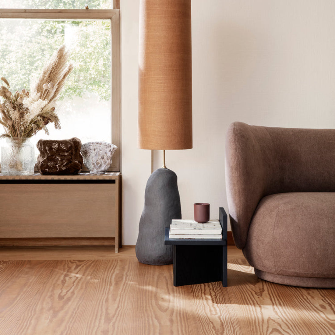 Oblique Stool