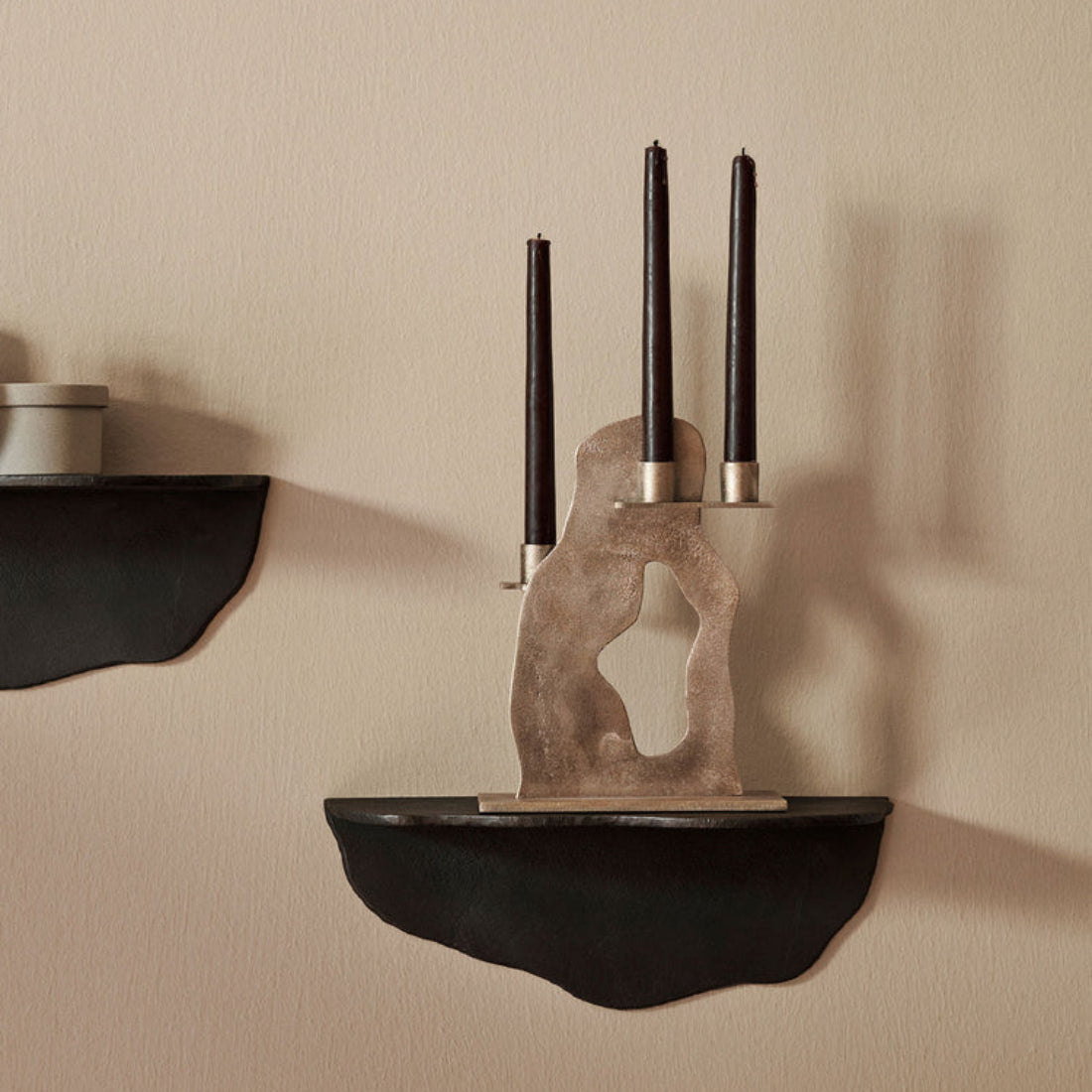 Fracture Shelf
