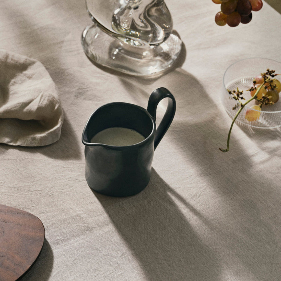 Flow Milk Jar