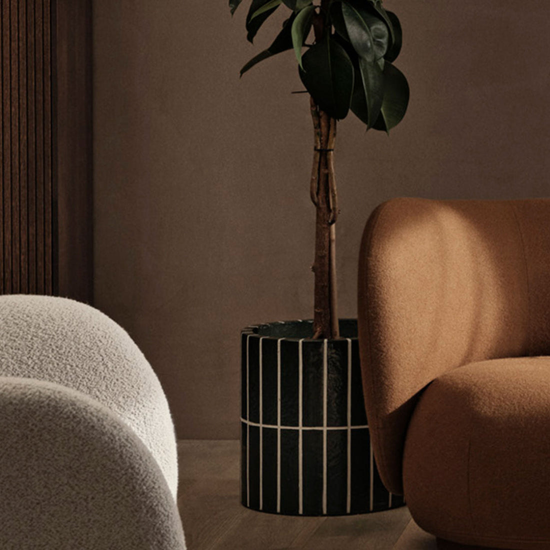 Pillar Plant Pot