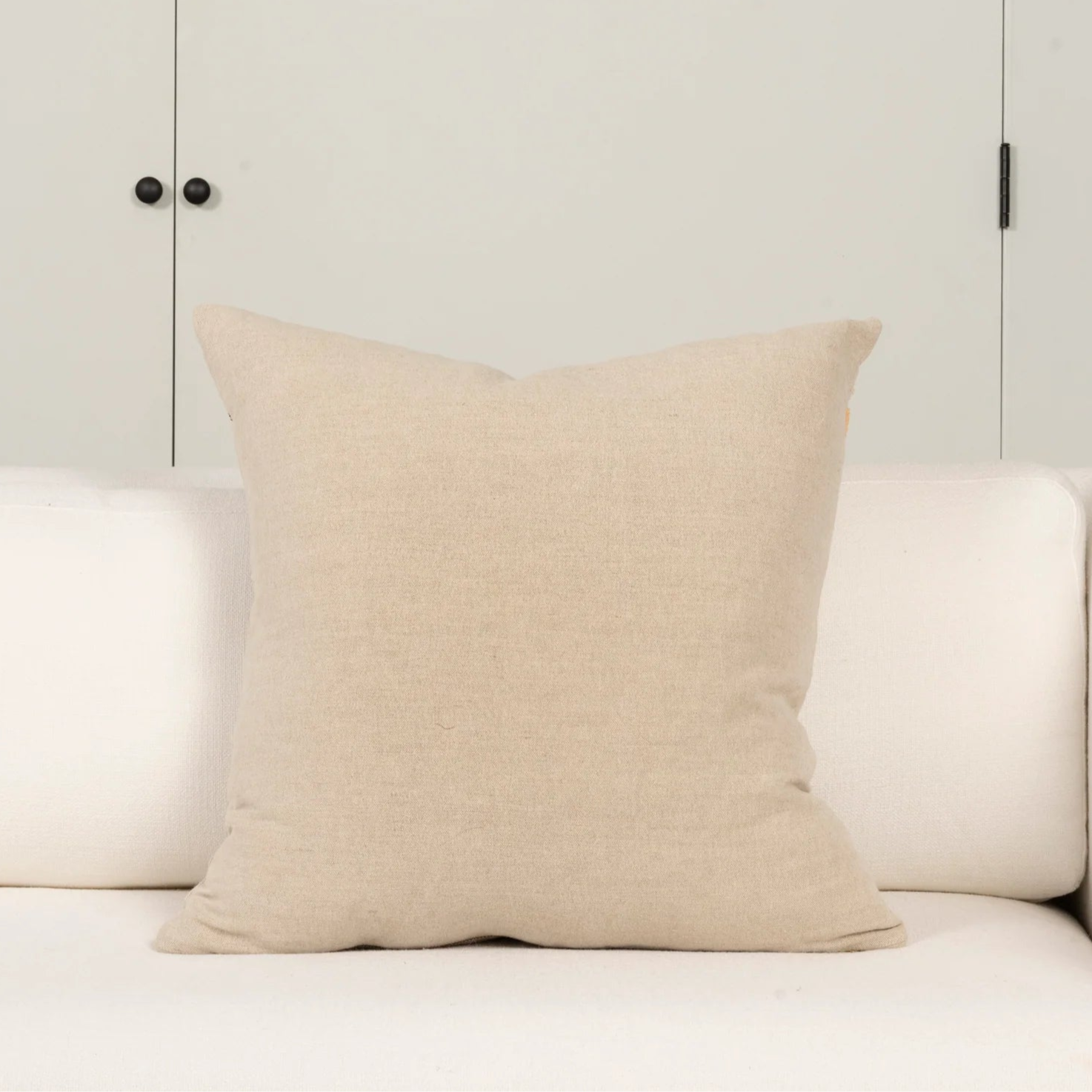 Vito The Cat" Pillow - Natural/Multi