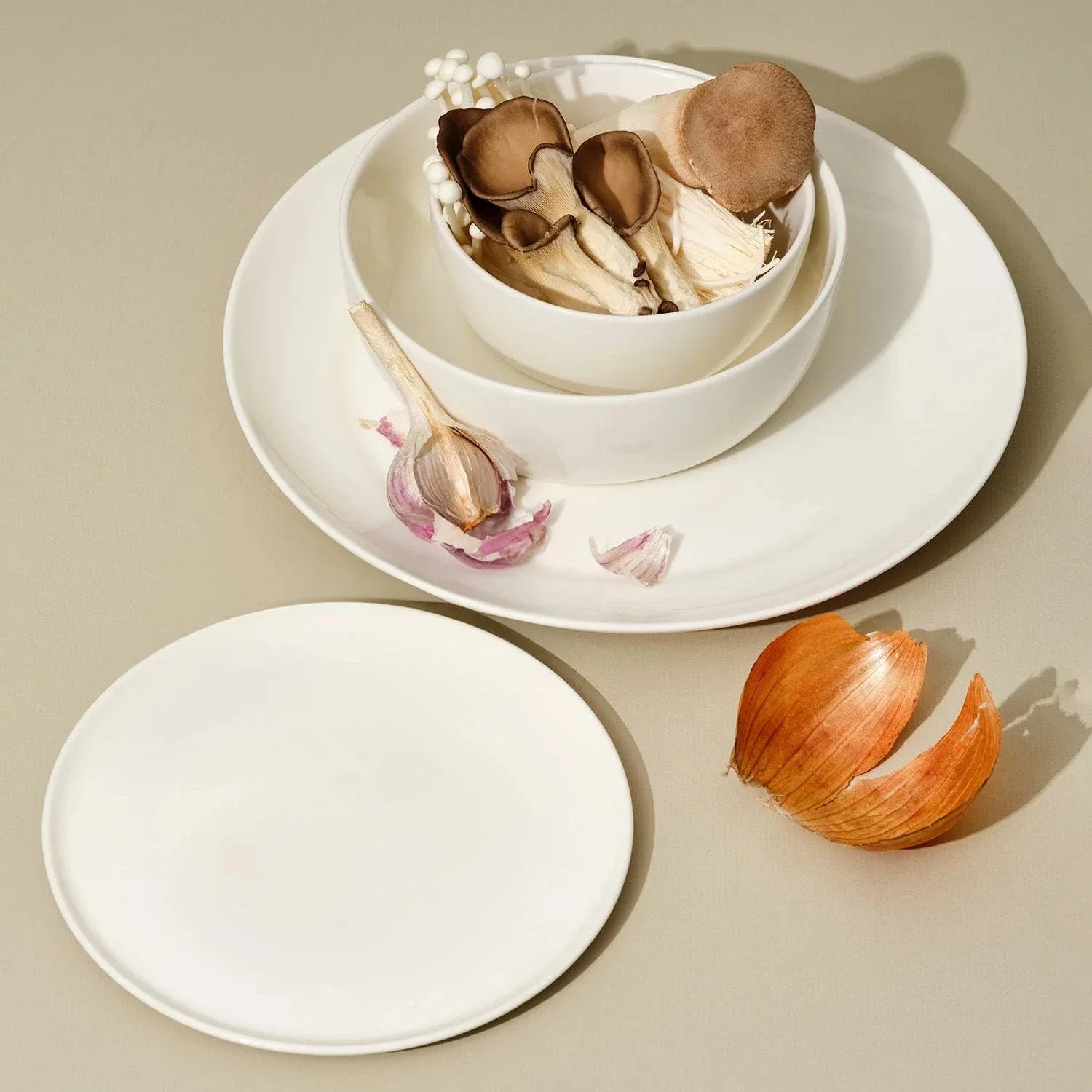 S/4 Wide Rim Dinnerware Set