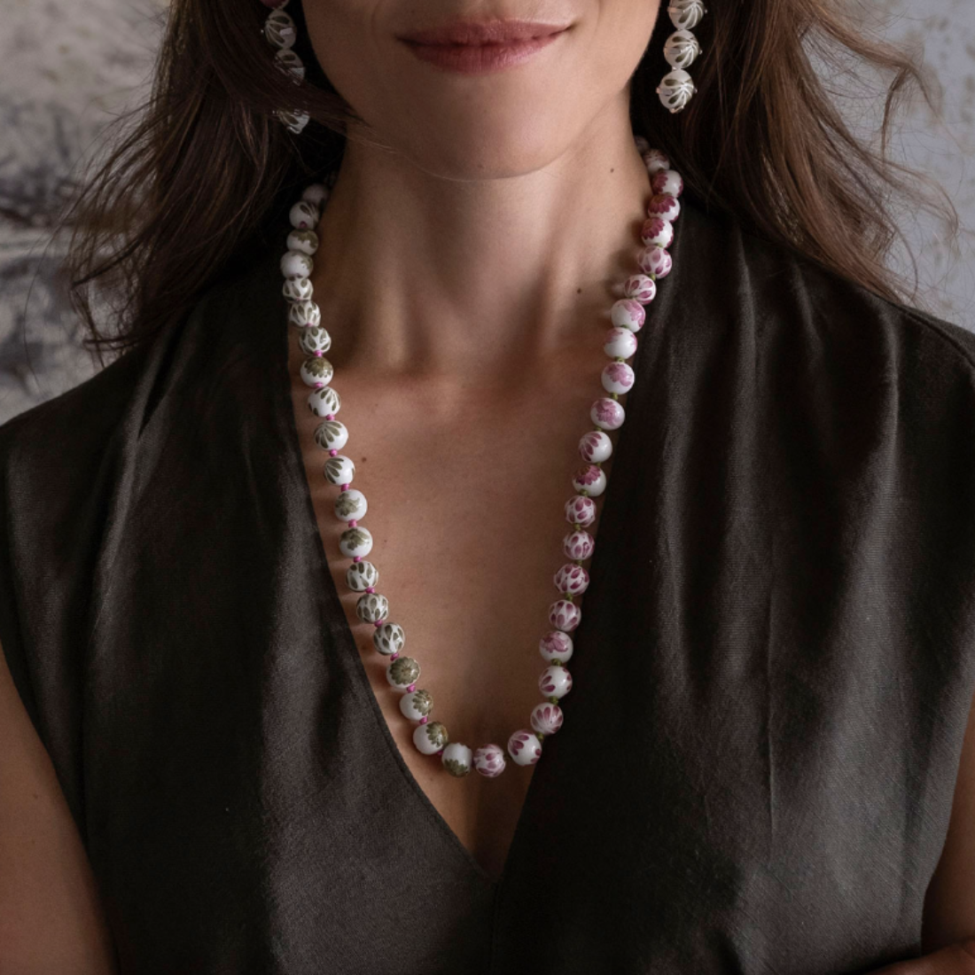 Necklace 25 Mini Spheres