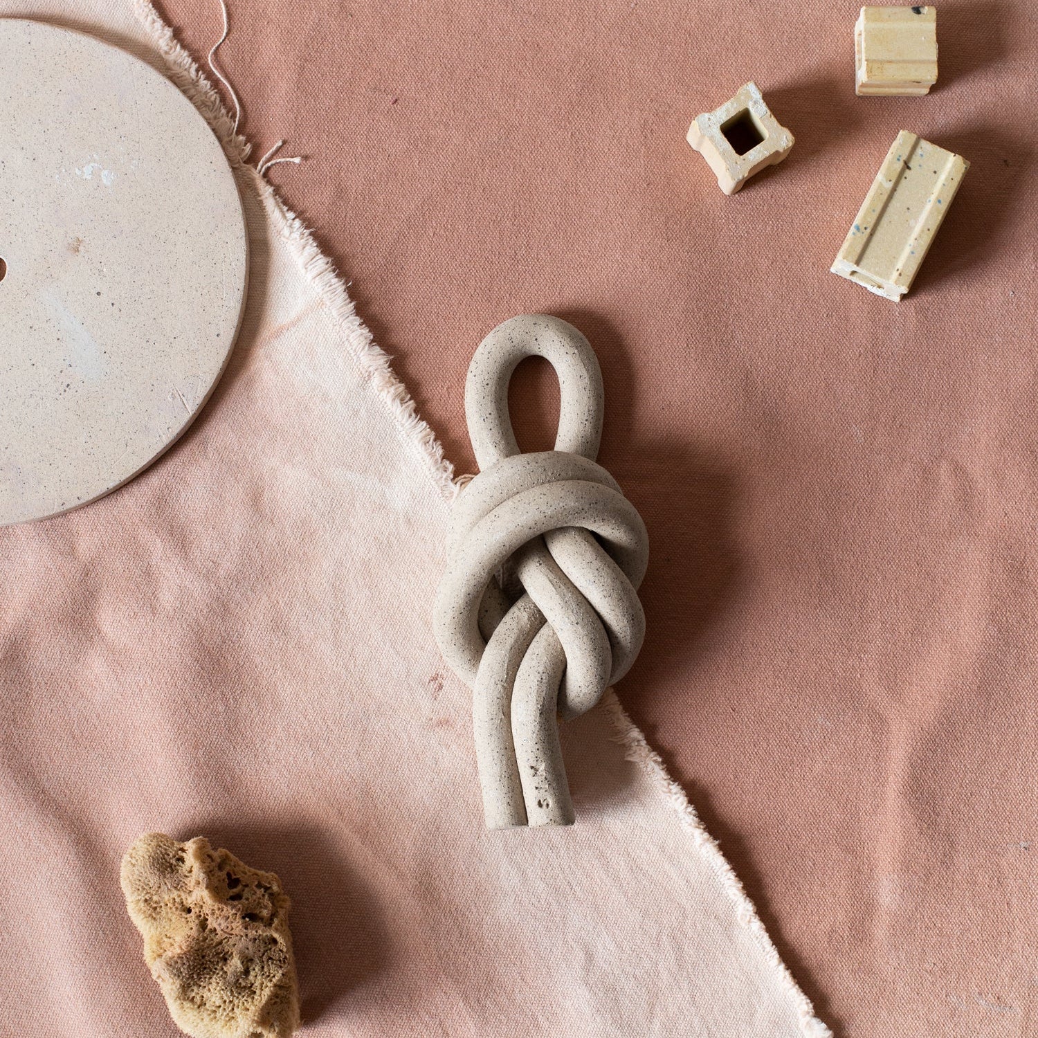 Overhand Knot - Sand