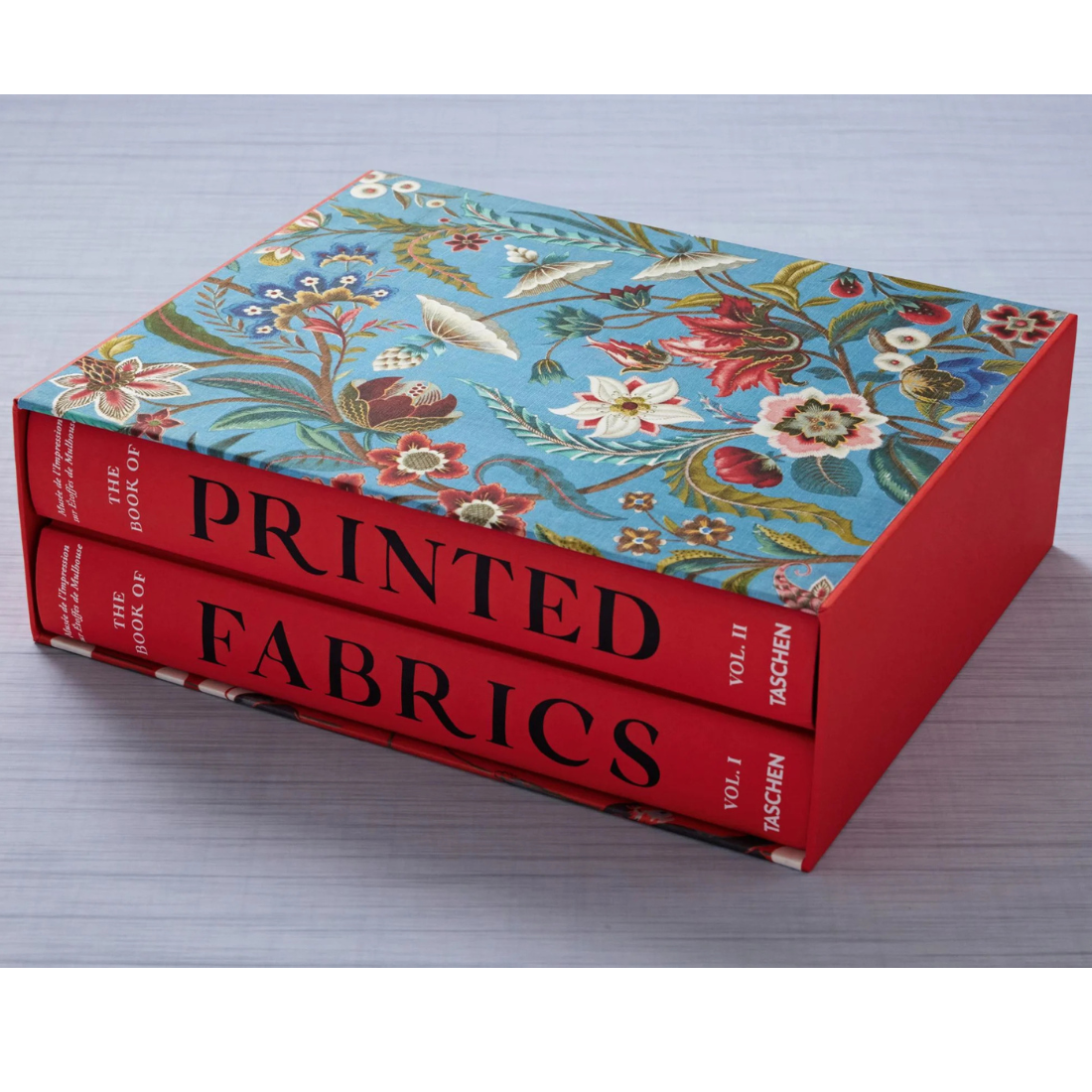 The Book of Printed Fabrics. From the 16th century until today