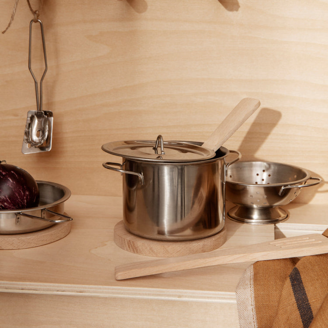 Toro Play Kitchen Tools