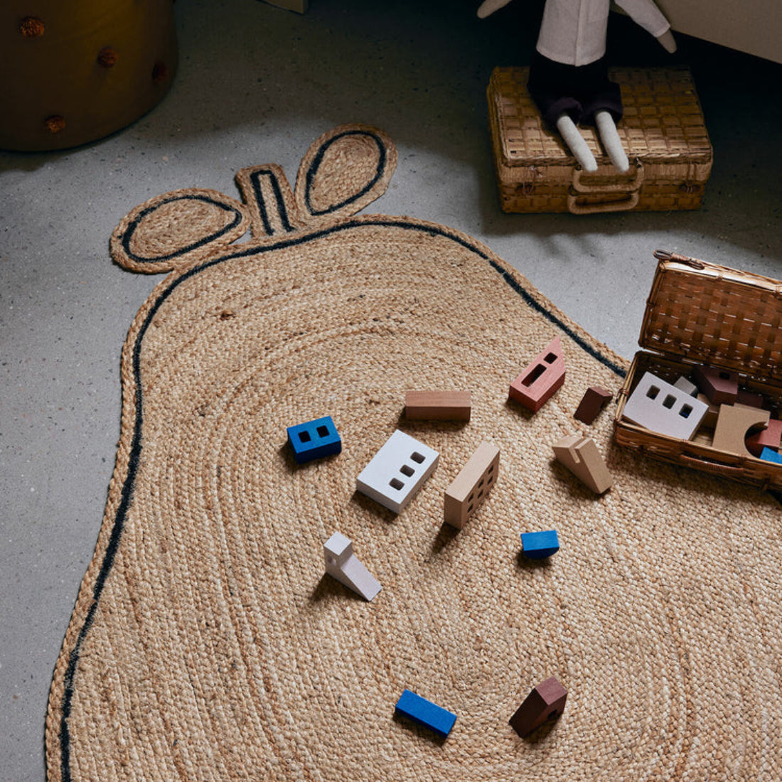 Pear Braided Jute Rug