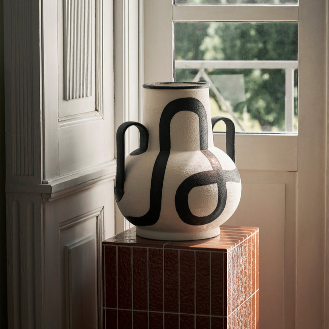 Trace Vase