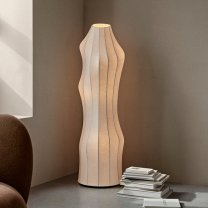 Dae Floor Lamp - White