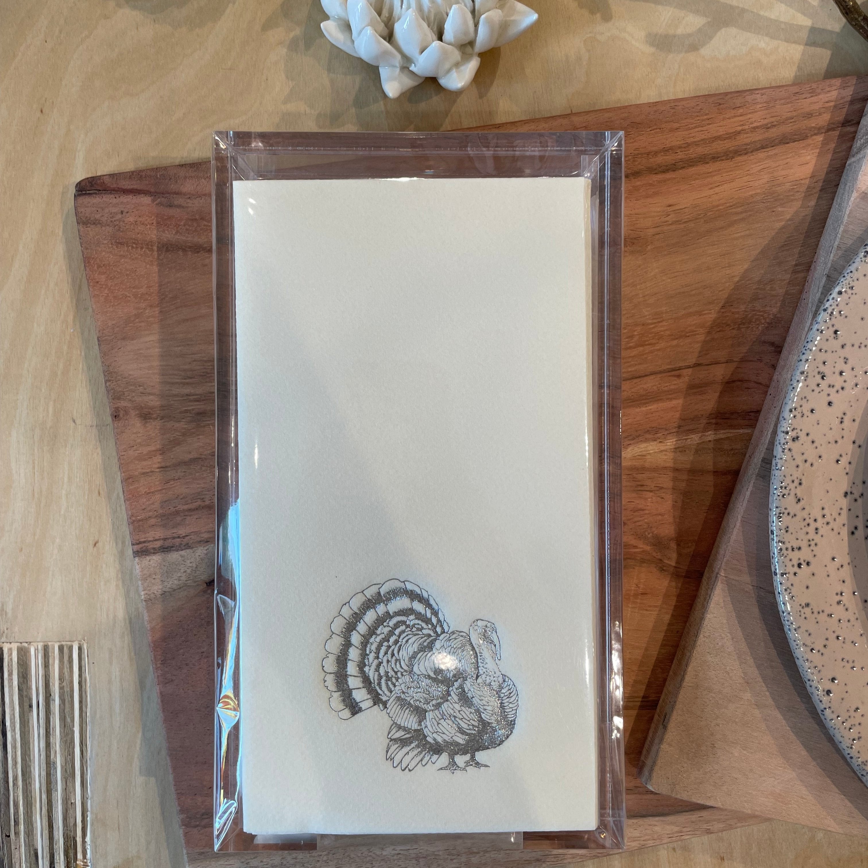 Acrylic Tray With Guest Towels Silver Turkey On Putty