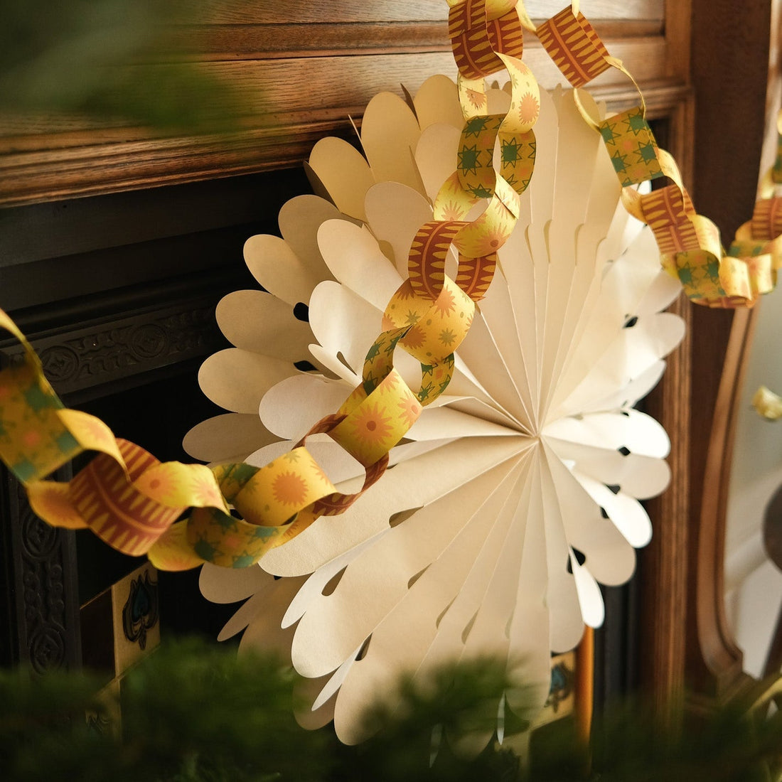 Small Curved White Paper Star