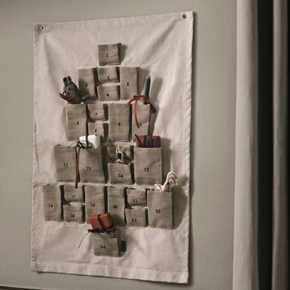 Pine Christmas Calendar - Maxi