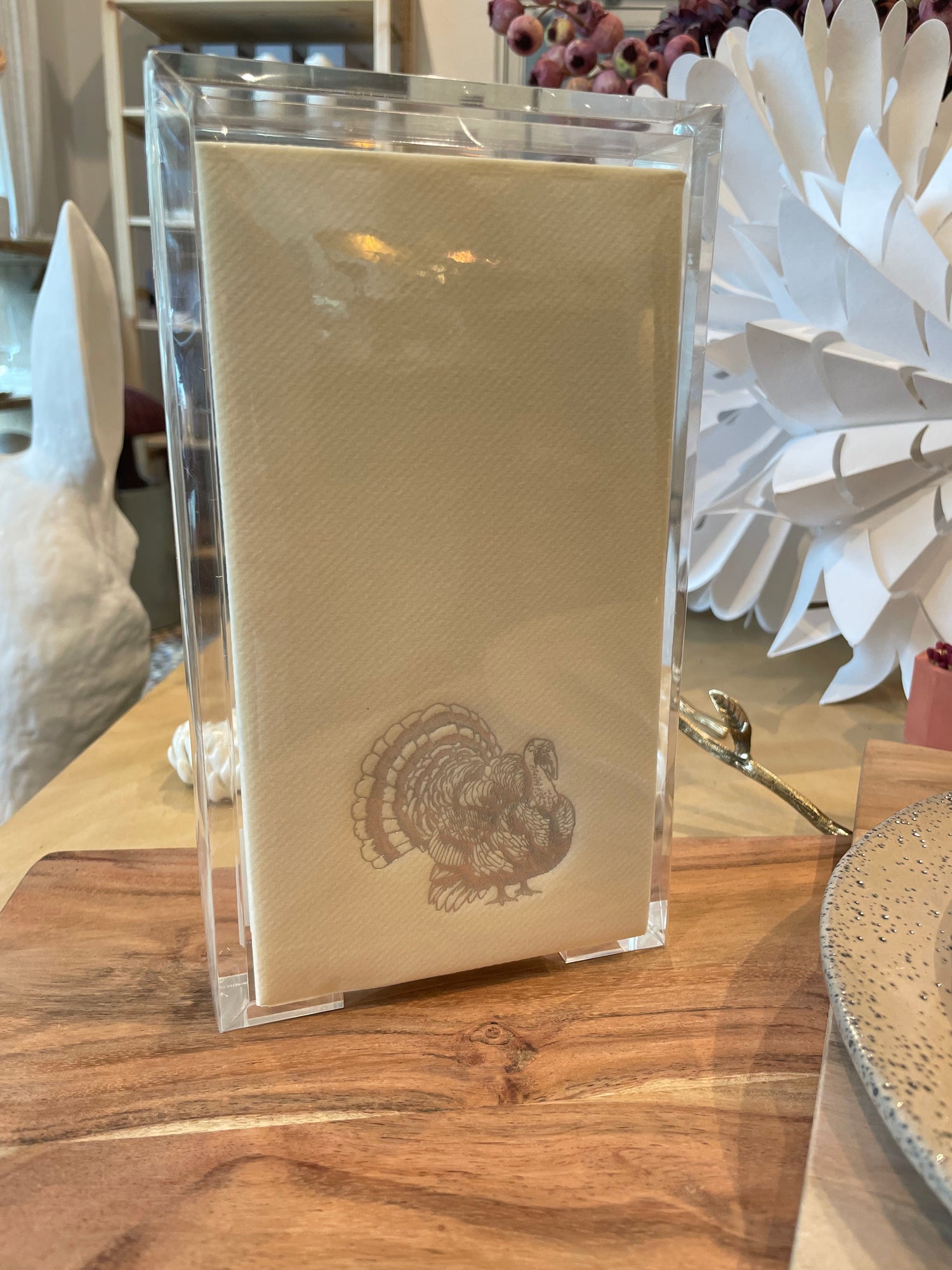 Acrylic Tray With Guest Towels Silver Turkey On Putty