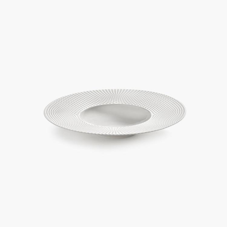 Deep Plate Wide Edge White Nido - Set of 2