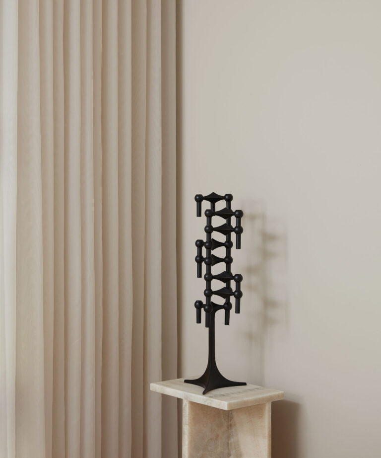 STOFF Nagel Candle Holder (Black)