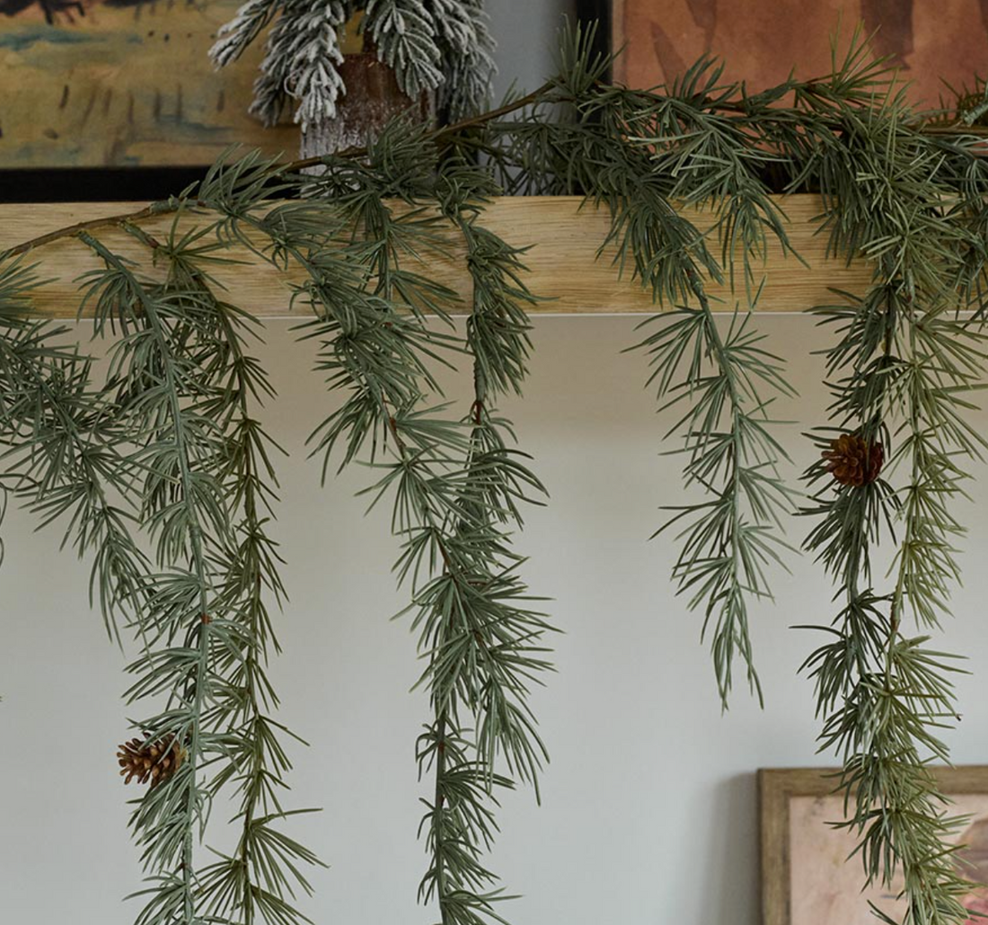 Artificial Pinecone Garland: A Winter Wonderland